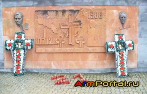 В Пятигорске прошла панихида по погибшим в Армении во время землетрясения 1988 года