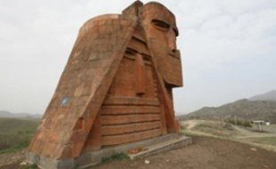 Нагорный Карабах: мирное урегулирование в кризисе